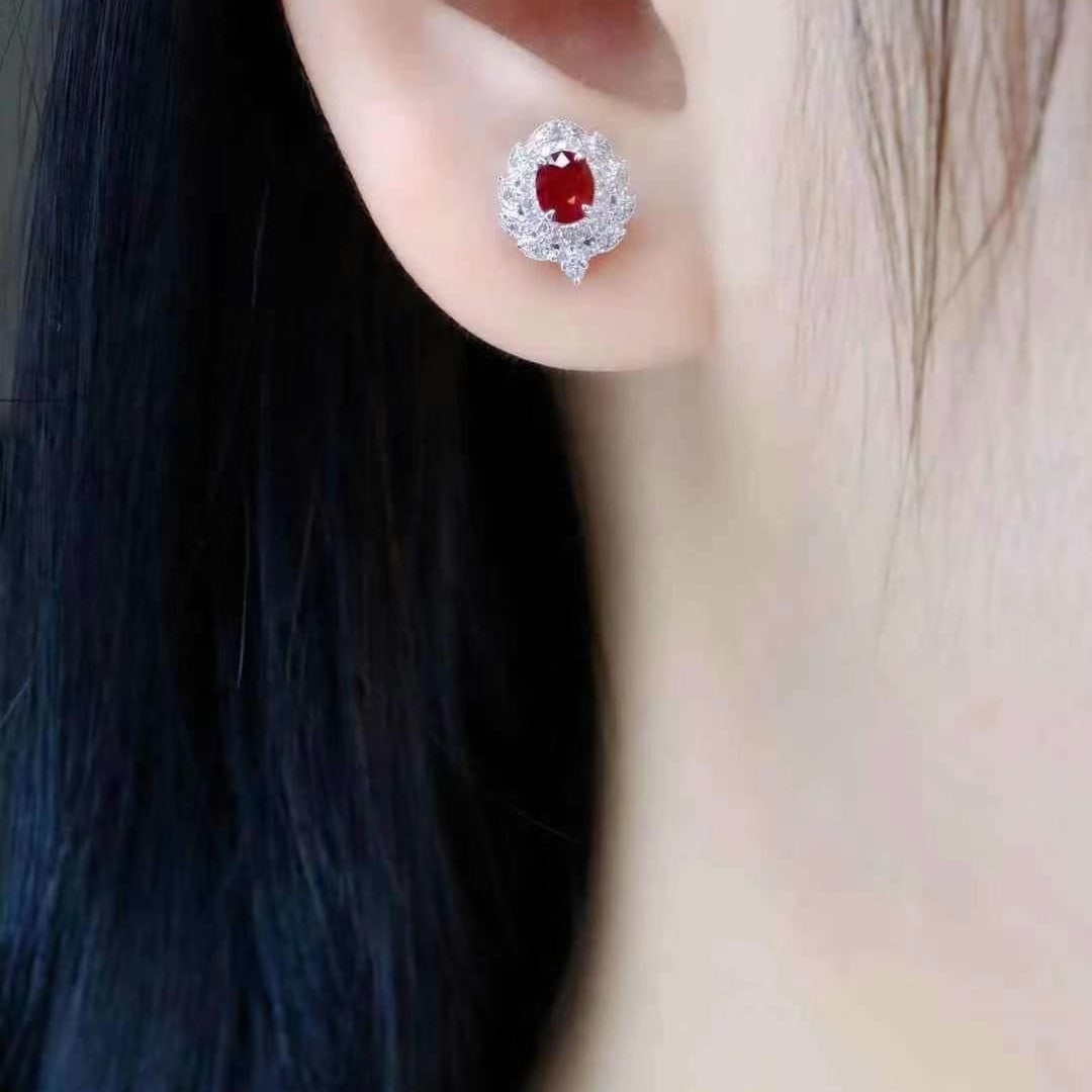 14k Gold 0.95 Ctw Natural Ruby & Diamond Earrings - 4