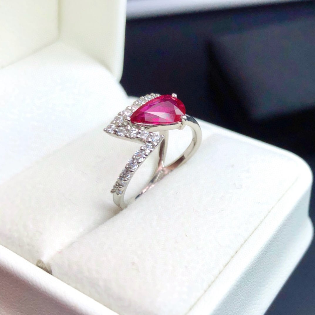 14k Gold 1.62 Ctw Natural Ruby & Diamond Ring - 2