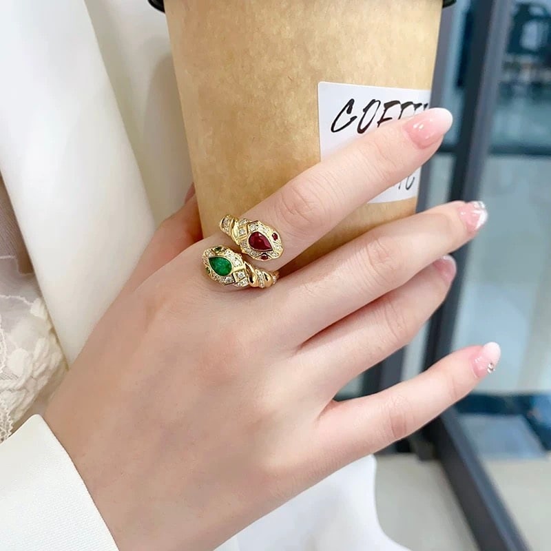 14k Gold 0.78 Ctw Natural Emerald & Ruby & Toi Et Moi Ring - 2