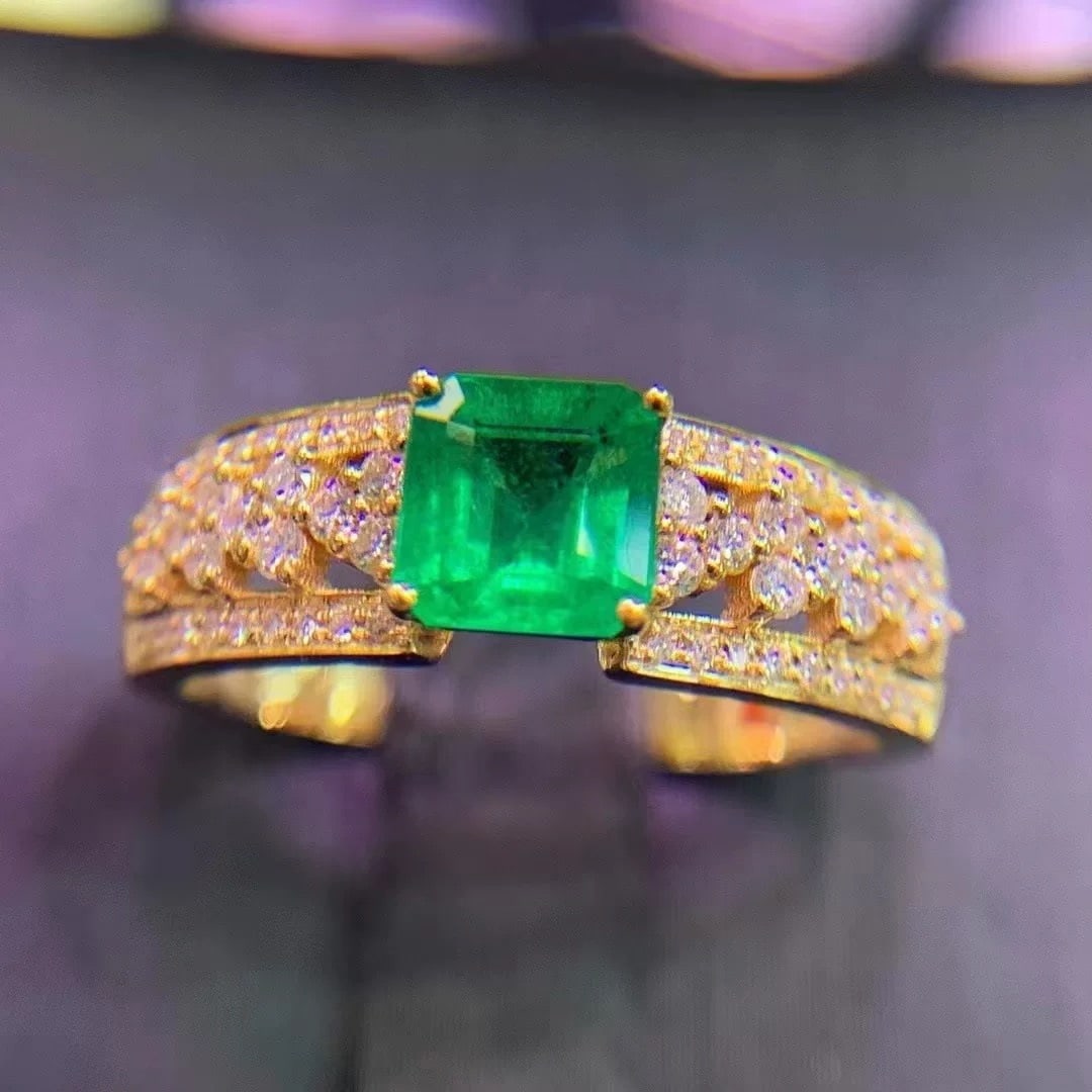 14k Gold 0.75 Ct Vivid Green Natural Emerald & Diamond Ring (1 of 6)