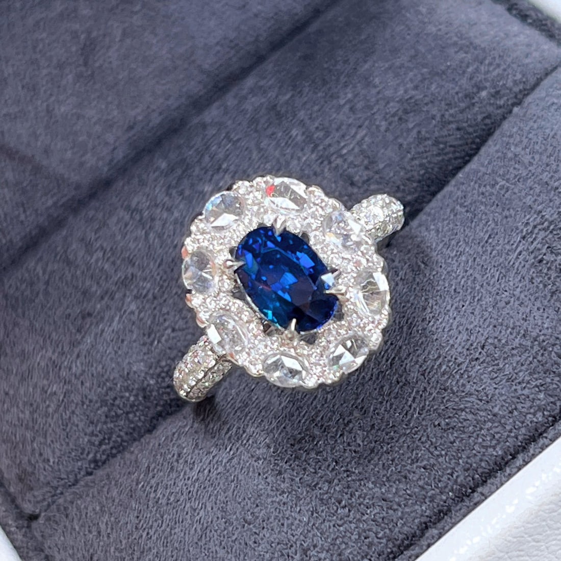 14k Gold 2.66 Ctw Natural Sapphire & Diamond Ring - 2