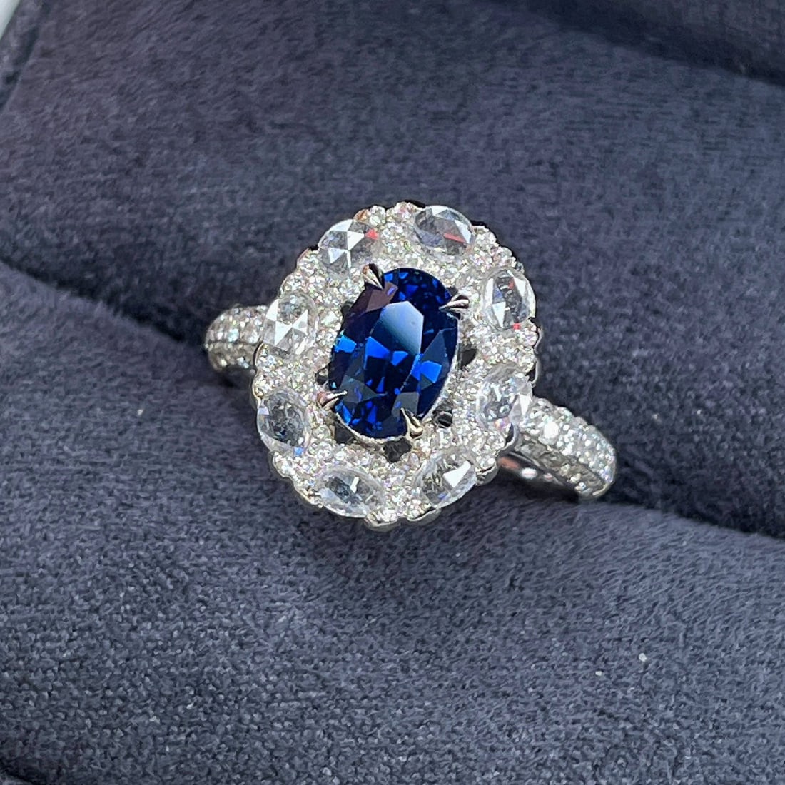 14k Gold 2.66 Ctw Natural Sapphire & Diamond Ring - 3