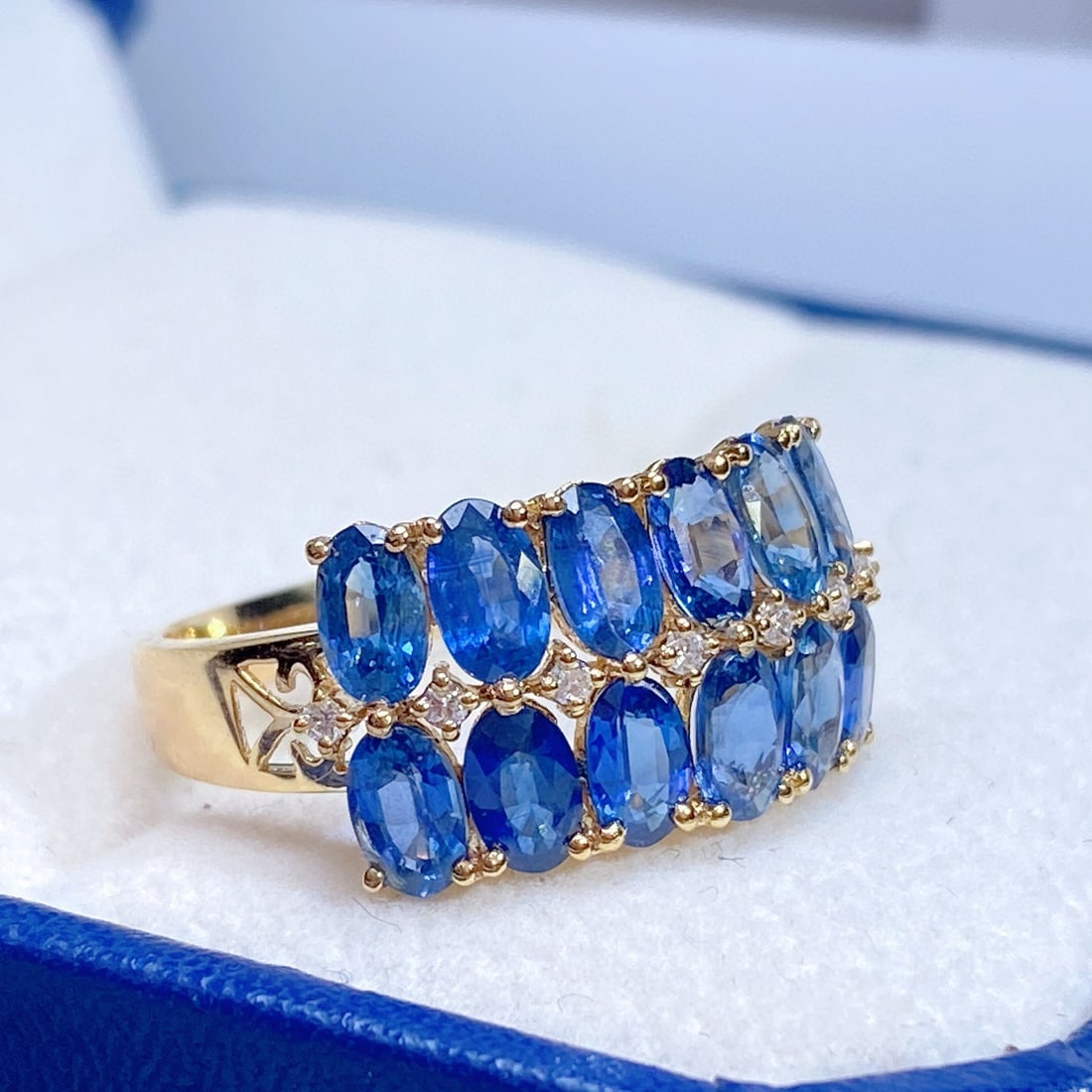 14k Gold 4.20 Ct Natural Sapphire & Diamond Ring - 6