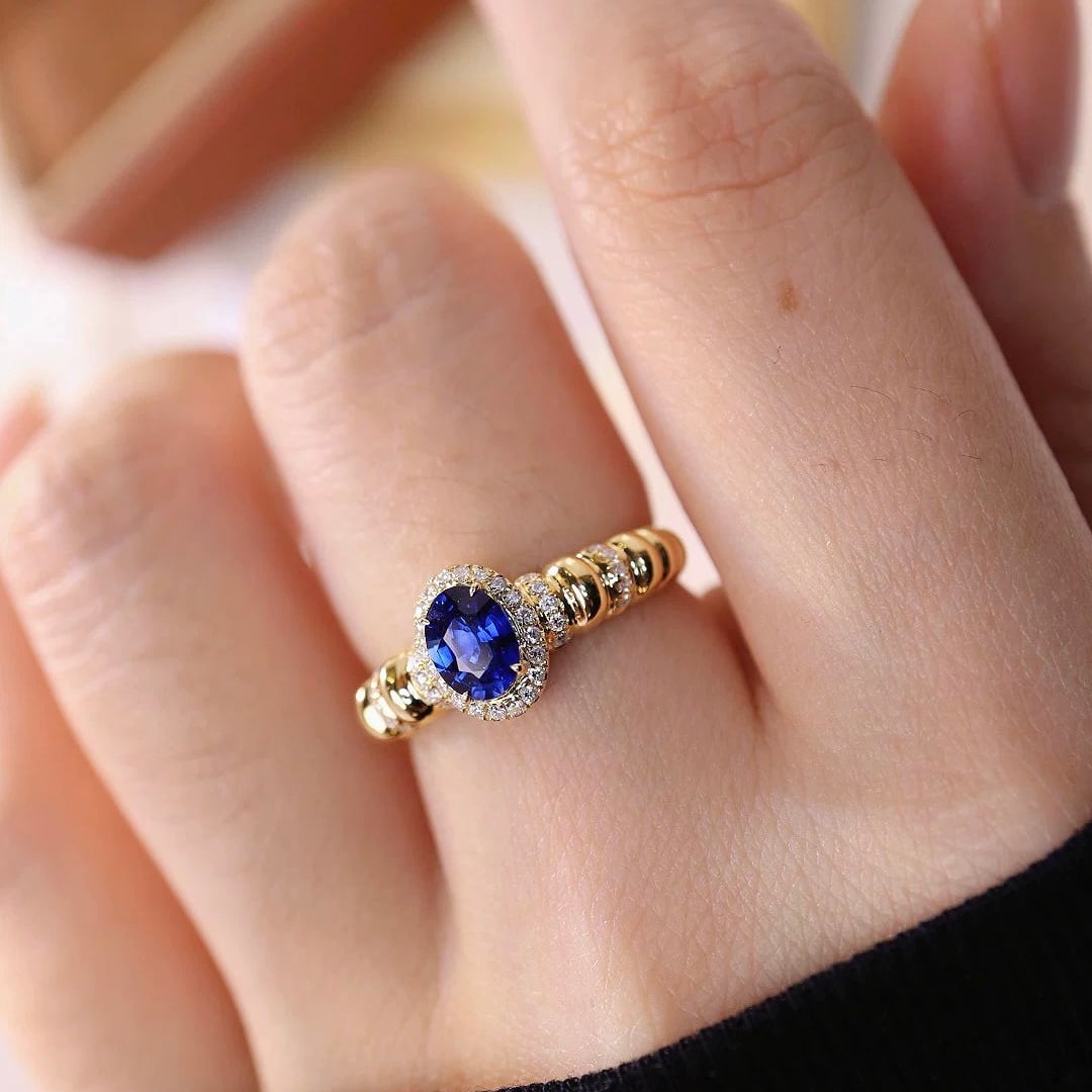 14k Gold 0.73 Ctw Natural Sapphire & Diamond Ring - 3