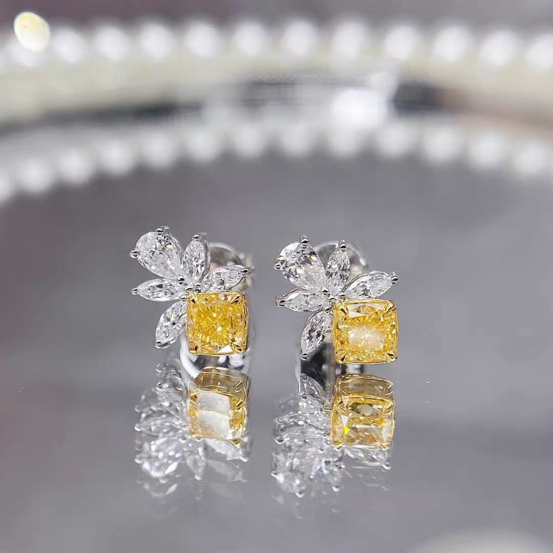 14k Gold 0.75 Ctw Natural Yellow Diamond & Diamond Earrings: Ref:230950060 // gold content:14k gold // main gemstone:yellow diamond // shape:cushion // carat weight:0. 46ct // color:yellow // treatment:natural // // adjacent gemstone 2 : diamond //