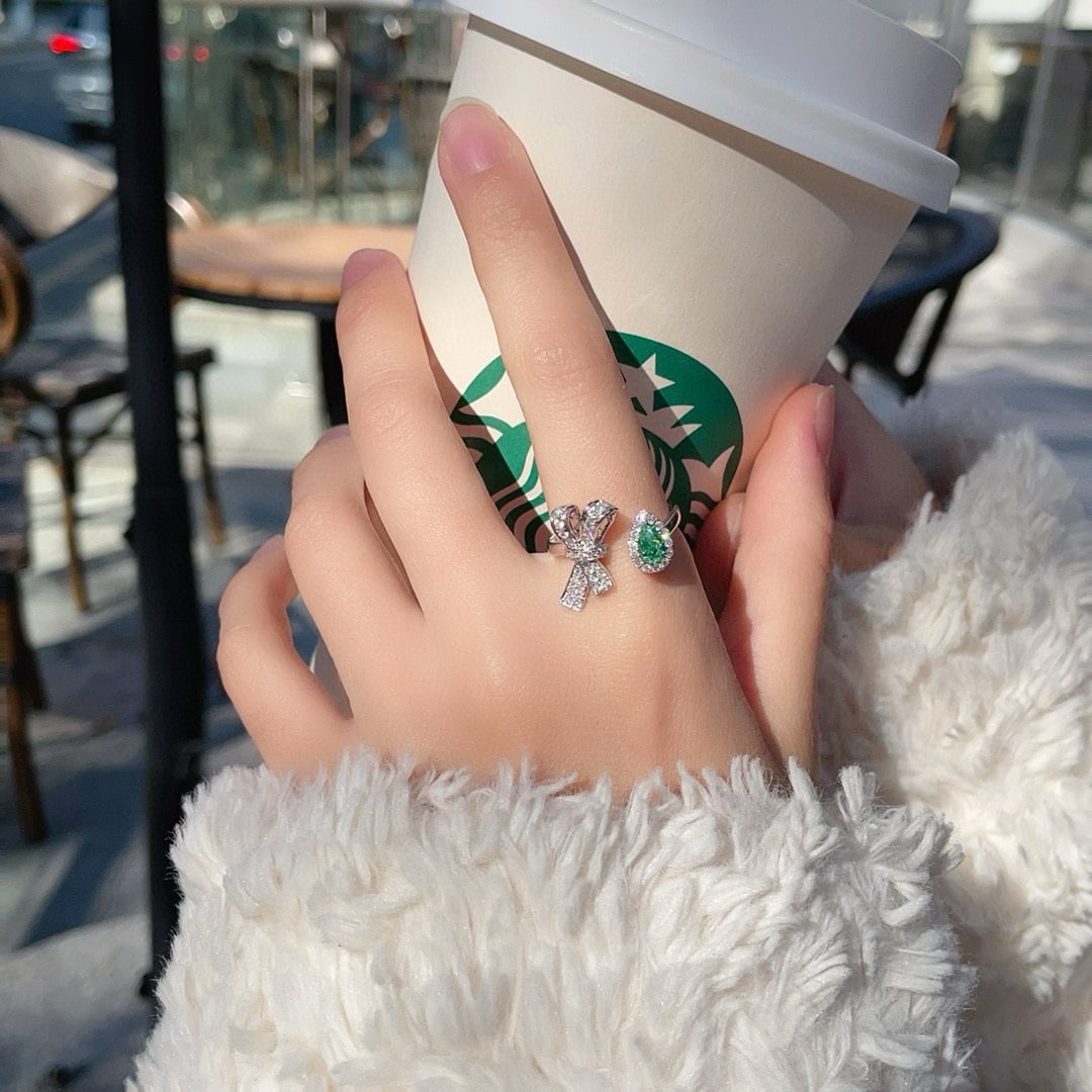 14k Gold 0.93 Ctw Natural Green Diamond & Diamond Ring - 3