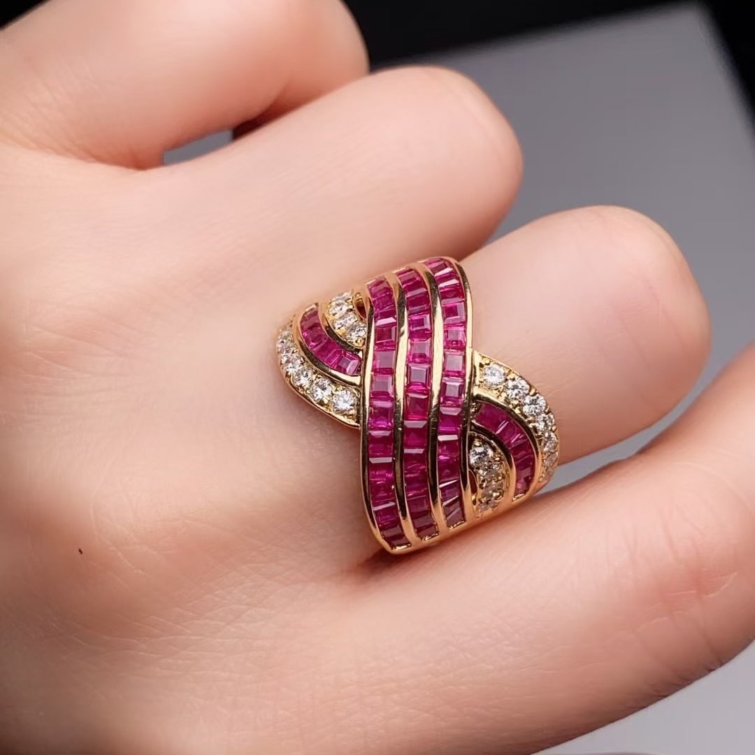 14k Gold 3.36 Ctw Natural Ruby & Diamond Ring - 6