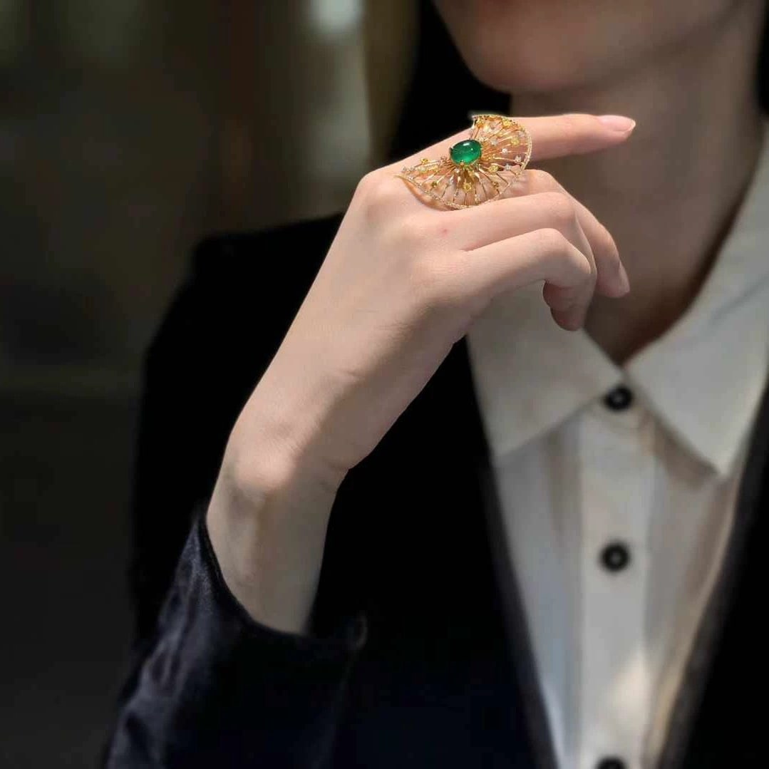 14k Gold 3 Ct Vivid Green Natural Emerald & Diamond Ring - 5