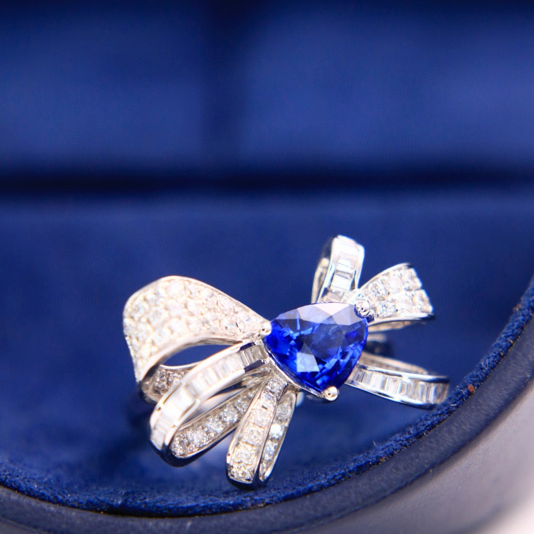 14k Gold 2.53 Ctw Natural Sapphire & Diamond Ring - 2