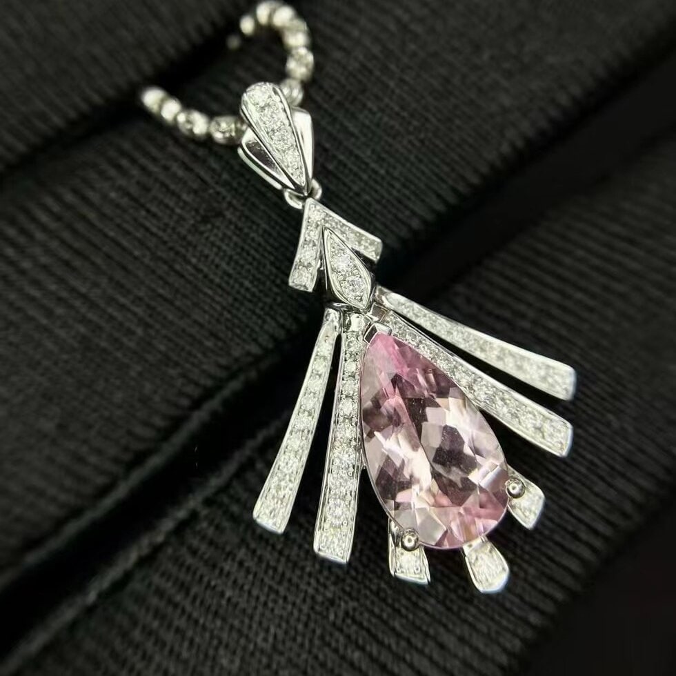 14k Gold 1.71 Ctw Natural Morganite & Diamond Pendant( Without Chain ): Ref:230950099 // gold content:14k gold // main gemstone:morganite // shape:pear // carat weight:1. 49ct // color:pink // treatment:natural // // adjacent gemstone 2 : diamond // shape:round //