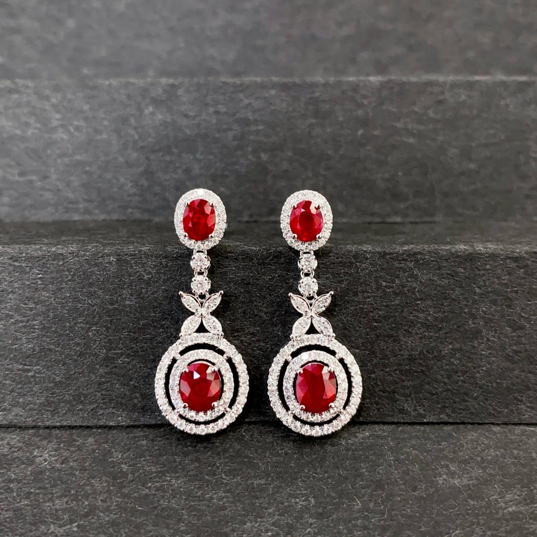 14k Gold 8.93 Ctw Natural Ruby & Diamond Jewelry Set - 2