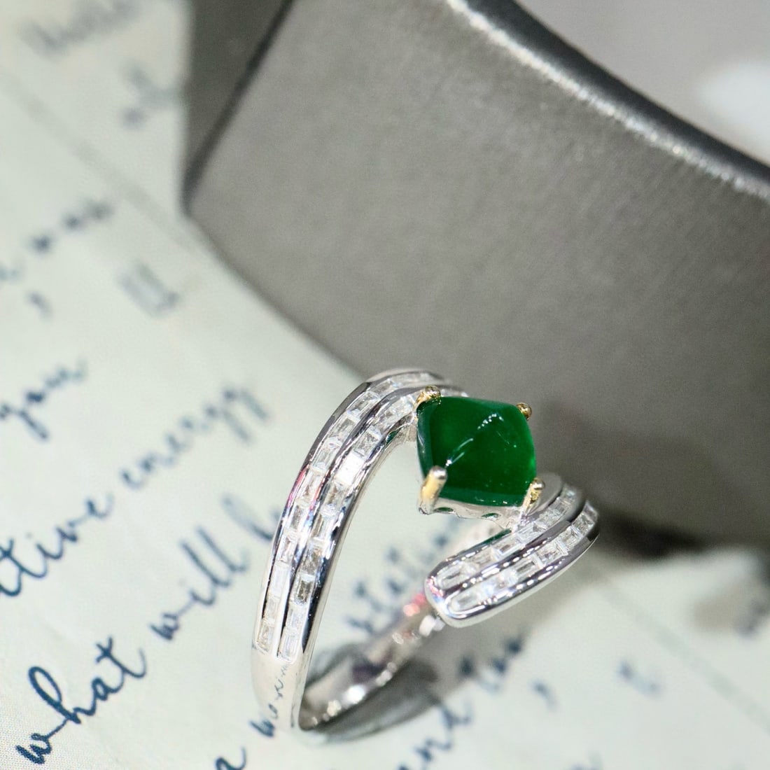 14k Gold 1.41 Ctw Vivid Green Natural Emerald & Diamond Ring - 6