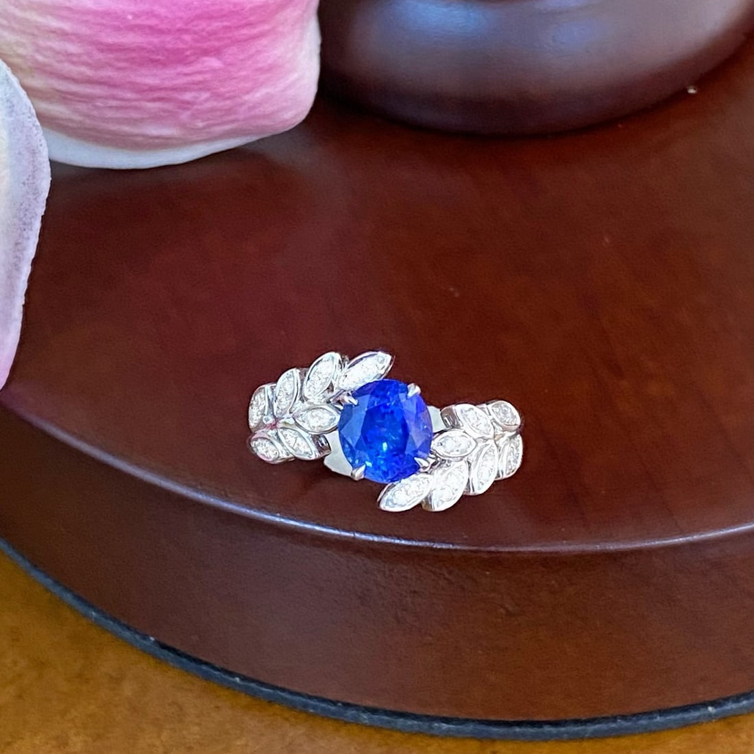 14k Gold 1.82 Ctw Natural Sapphire & Diamond Ring: Ref:230950116 // gold content:14k gold // ring size:7. 25us // // main gemstone:sapphire // shape:oval // carat weight:1. 69ct // color:royal blue // treatment:natural // // adjacent gemstone 2 :