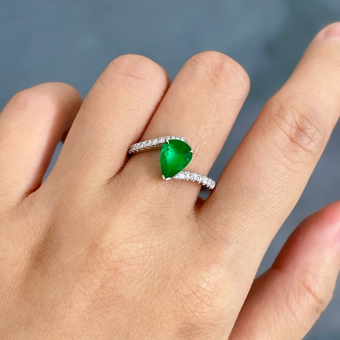 14k Gold 1.10 Ctw Natural Emerald & Diamond Ring - 5