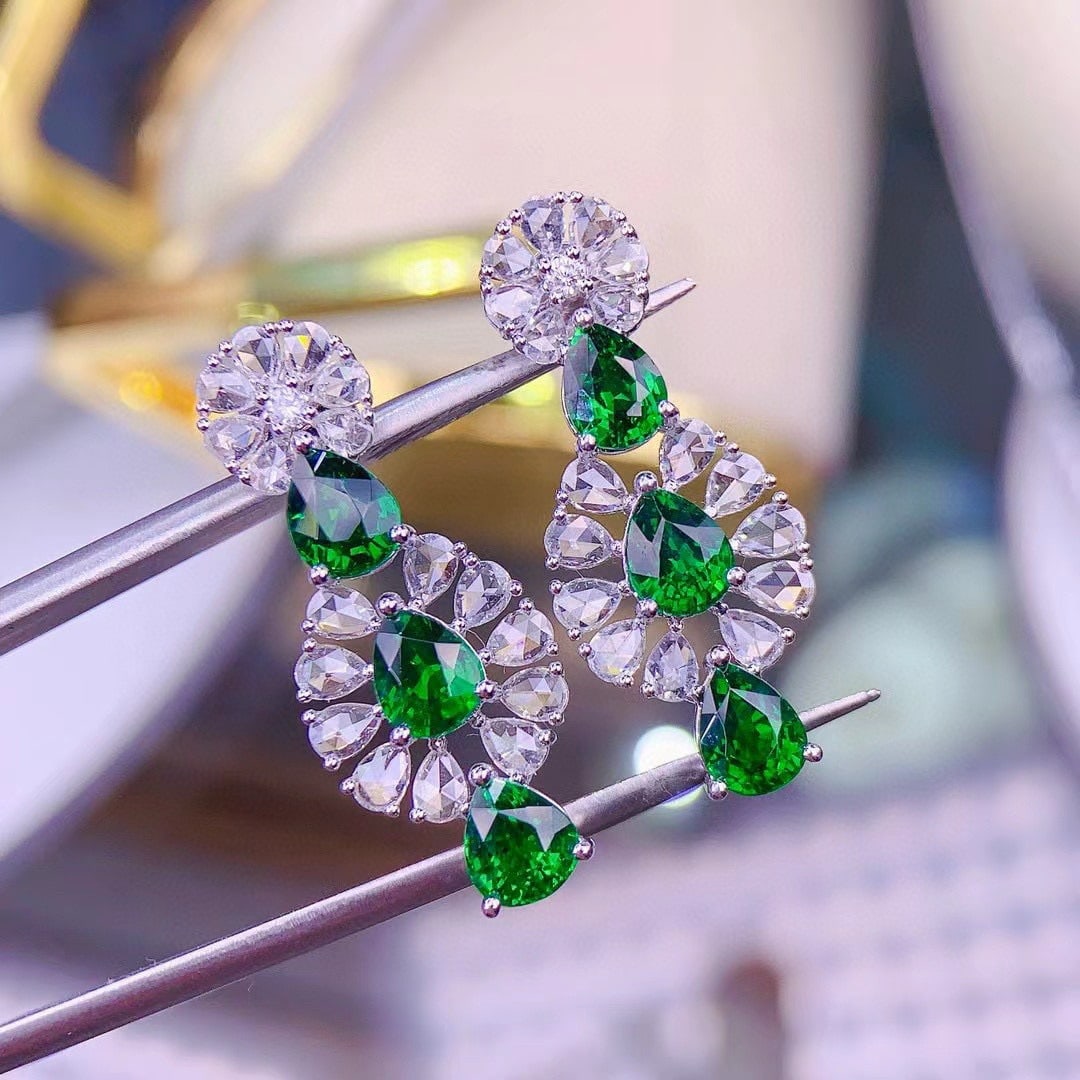 14k Gold 4.3 Ct Vivid Green Natural Tsavorite & Diamond Earrings - 7