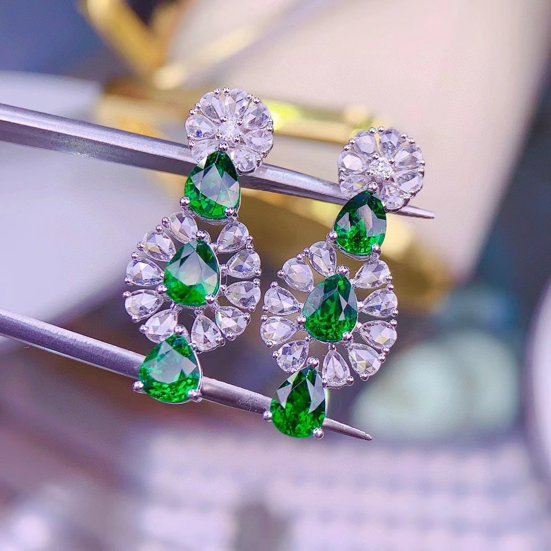 14k Gold 4.3 Ct Vivid Green Natural Tsavorite & Diamond Earrings - 8