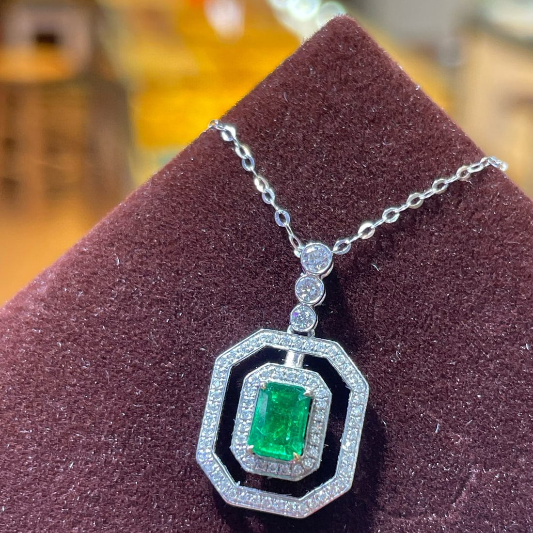 14k Gold 0.80 Ct Vivid Green Natural Emerald & Diamond Pendant( Without Chain ) - 3