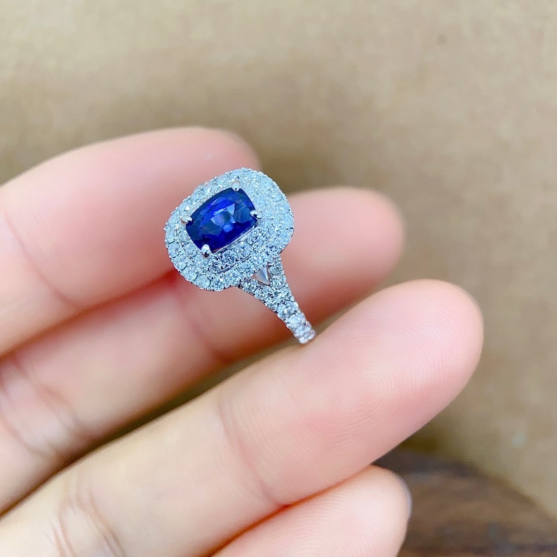 14k Gold 1.70 Ctw Natural Sapphire & Diamond Ring - 4