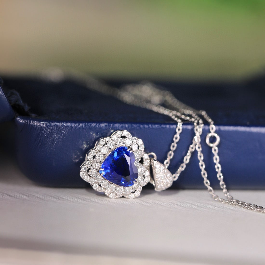 14k Gold 2.00 Ctw Natural Sapphire & Diamond Pendant( Without Chain ) - 2