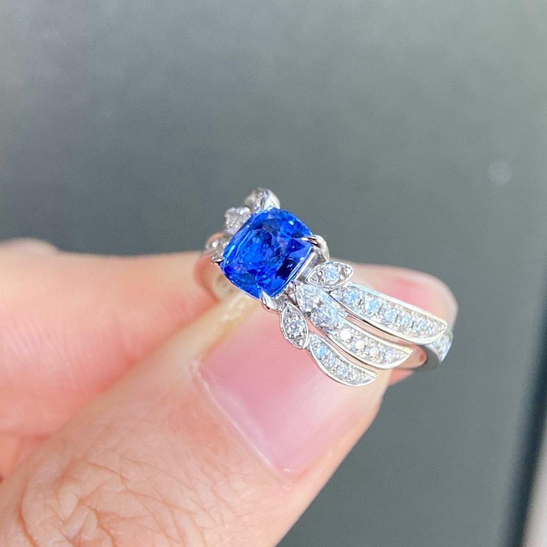 14k Gold 1.79 Ctw Natural Sapphire & Diamond Ring - 4