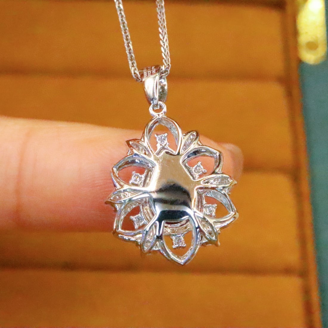 14k Gold 1.48 Ctw Natural Ruby & Diamond Pendant( Without Chain ) - 4