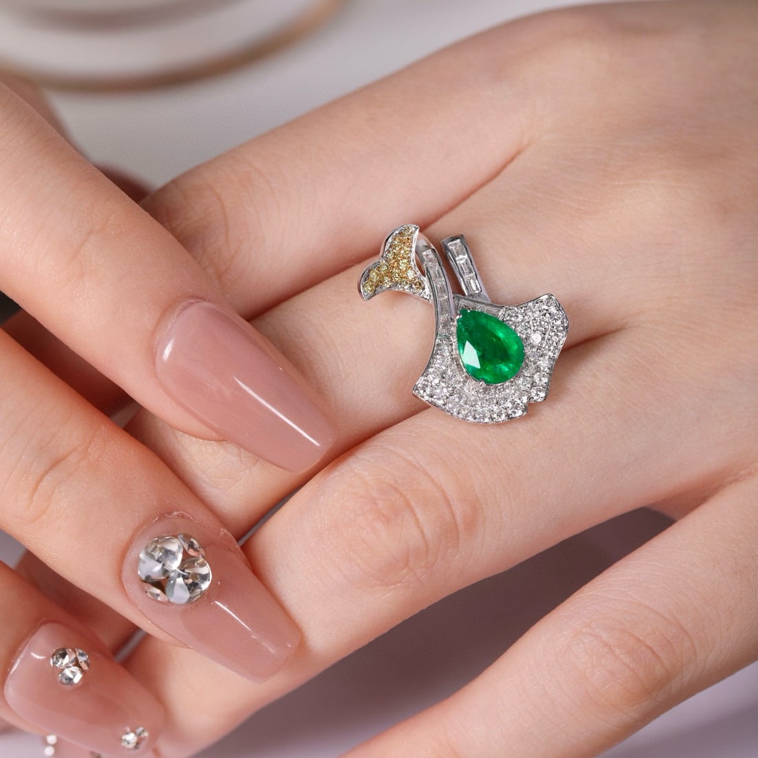 14k Gold 2.07 Ctw Vivid Green Natural Emerald & Diamond Ring - 5