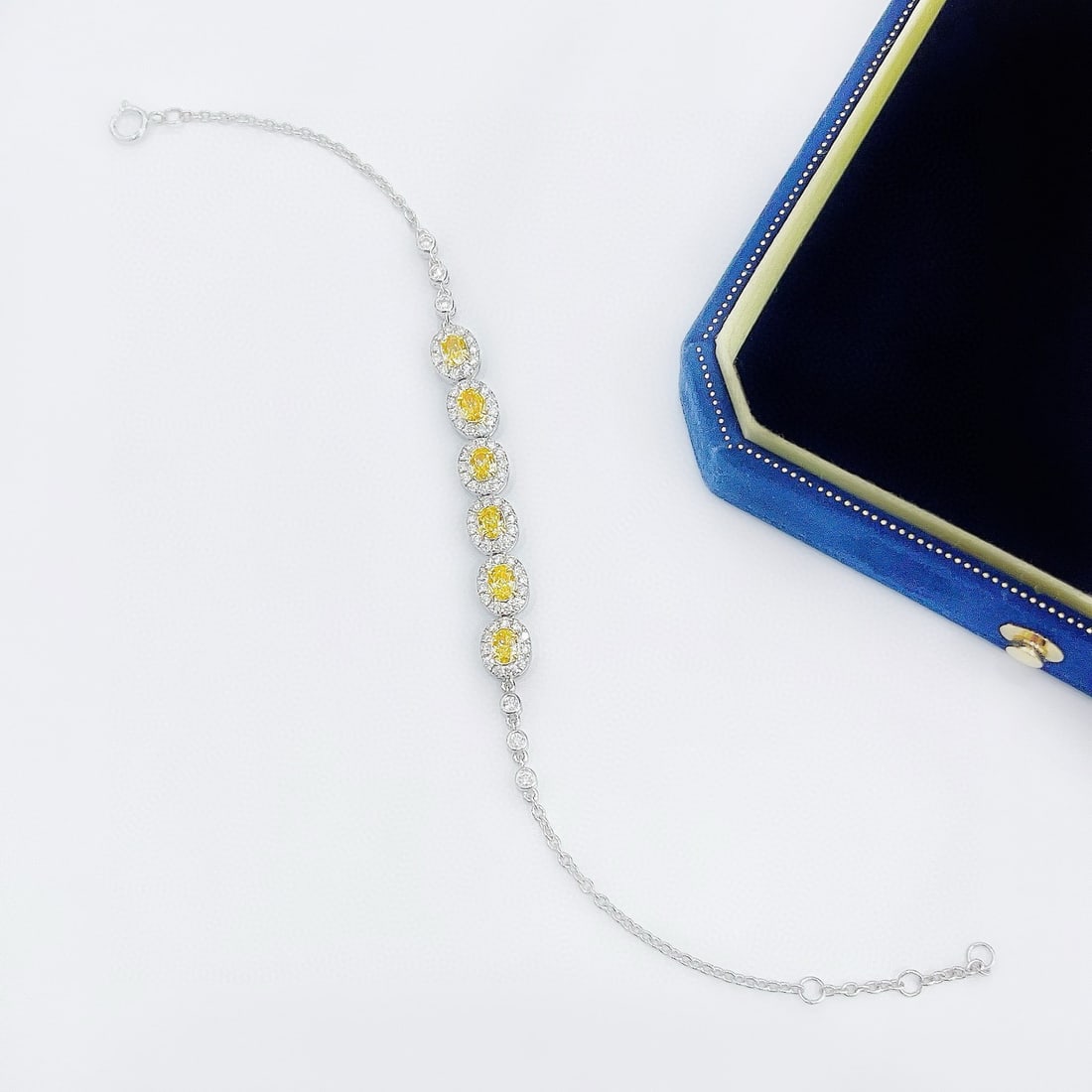 14k Gold 1.37 Ctw Natural Yellow Diamond & Diamond Bracelet - 2