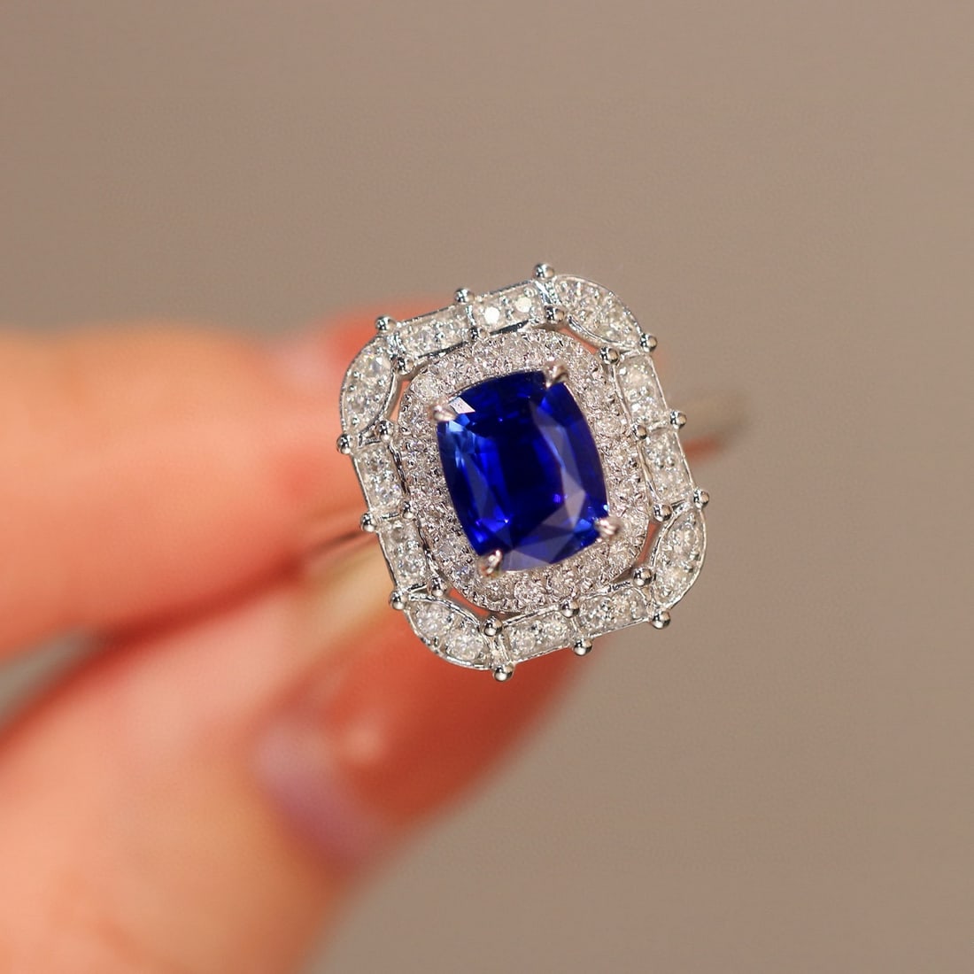 14k Gold 2.01 Ctw Natural Sapphire & Diamond Ring - 4