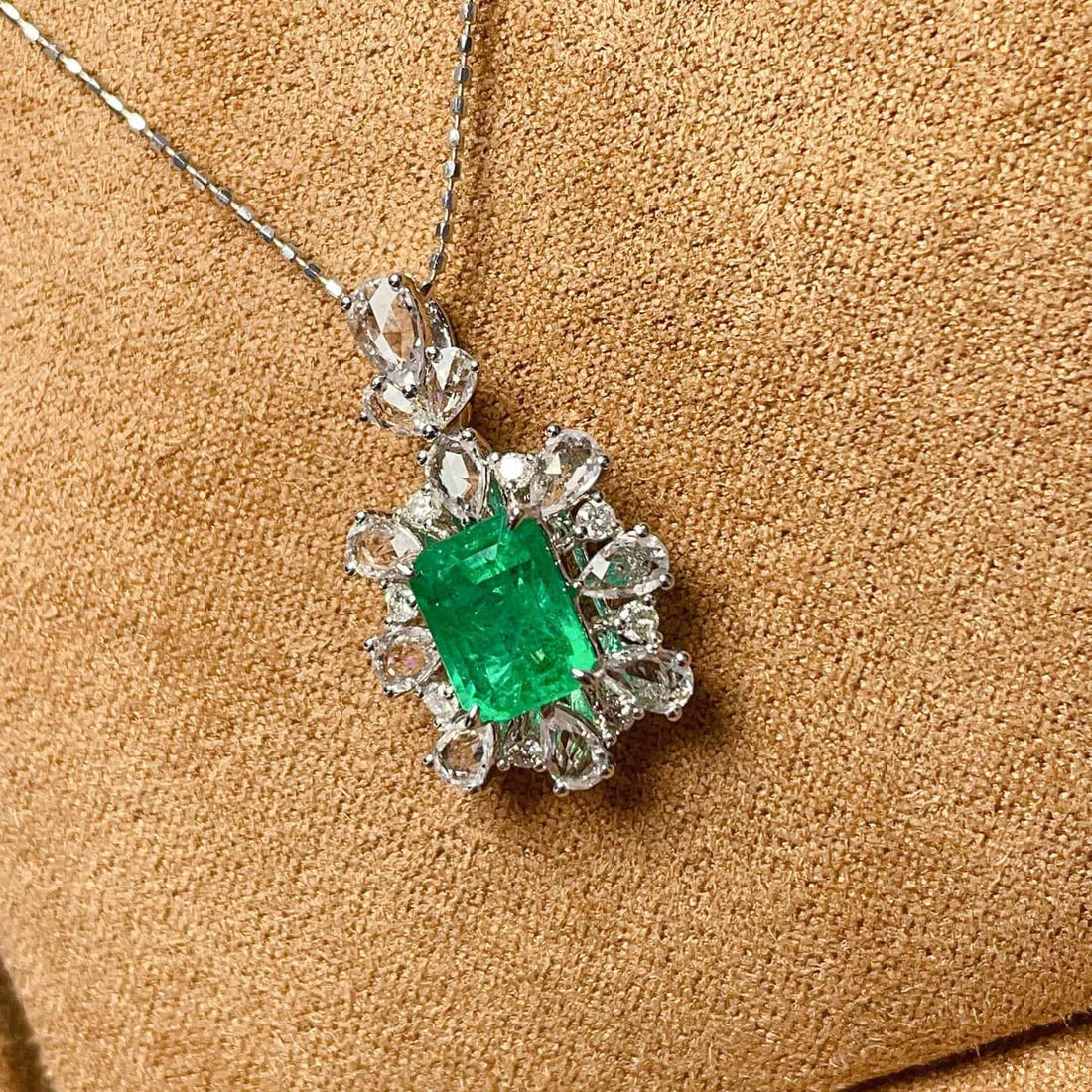 14k Gold 1.3 Ct Vivid Green Natural Emerald & Diamond & Sapphire Pendant( Without Chain ) - 3