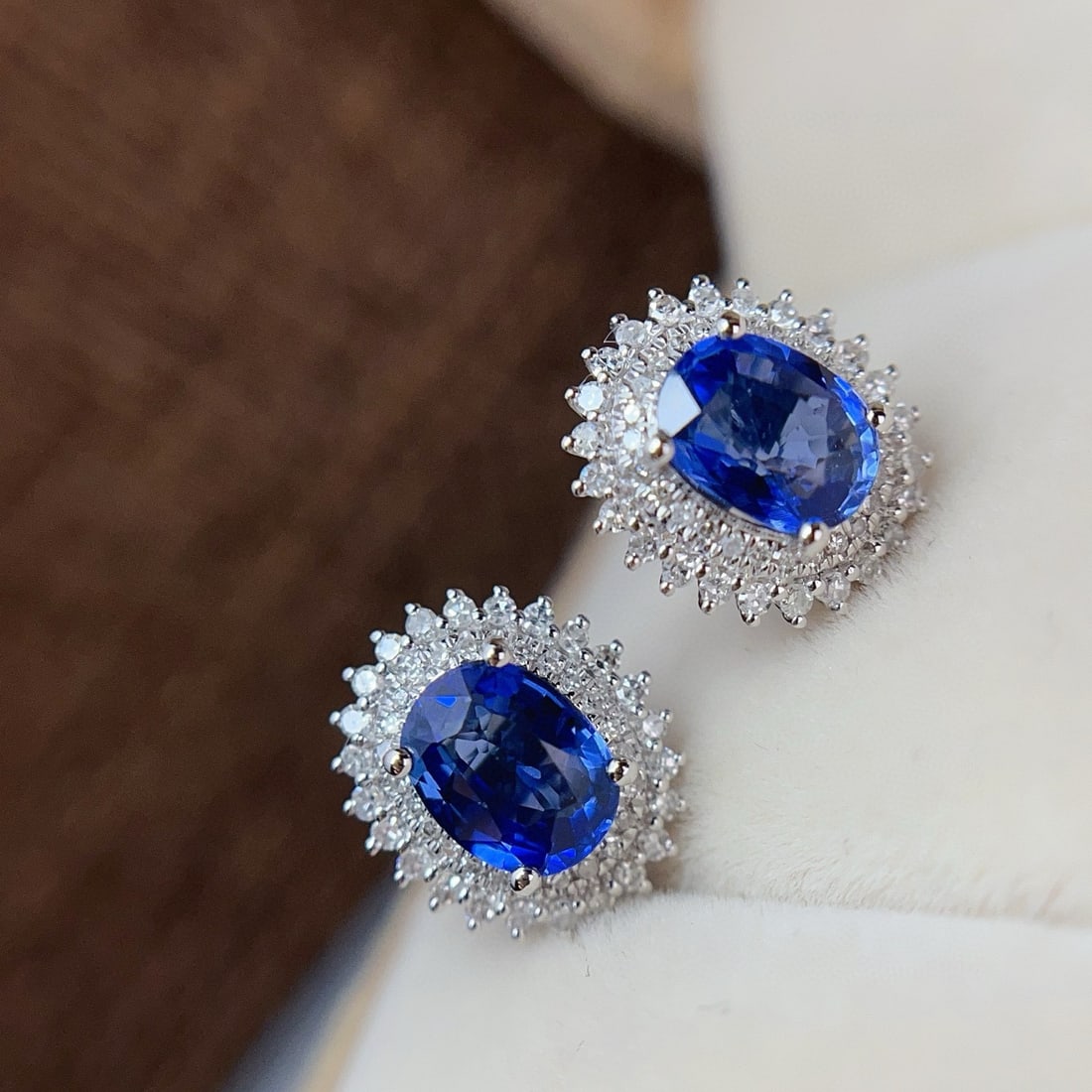 14k Gold 1.88 Ct Natural Sapphire & Diamond Earrings - 6