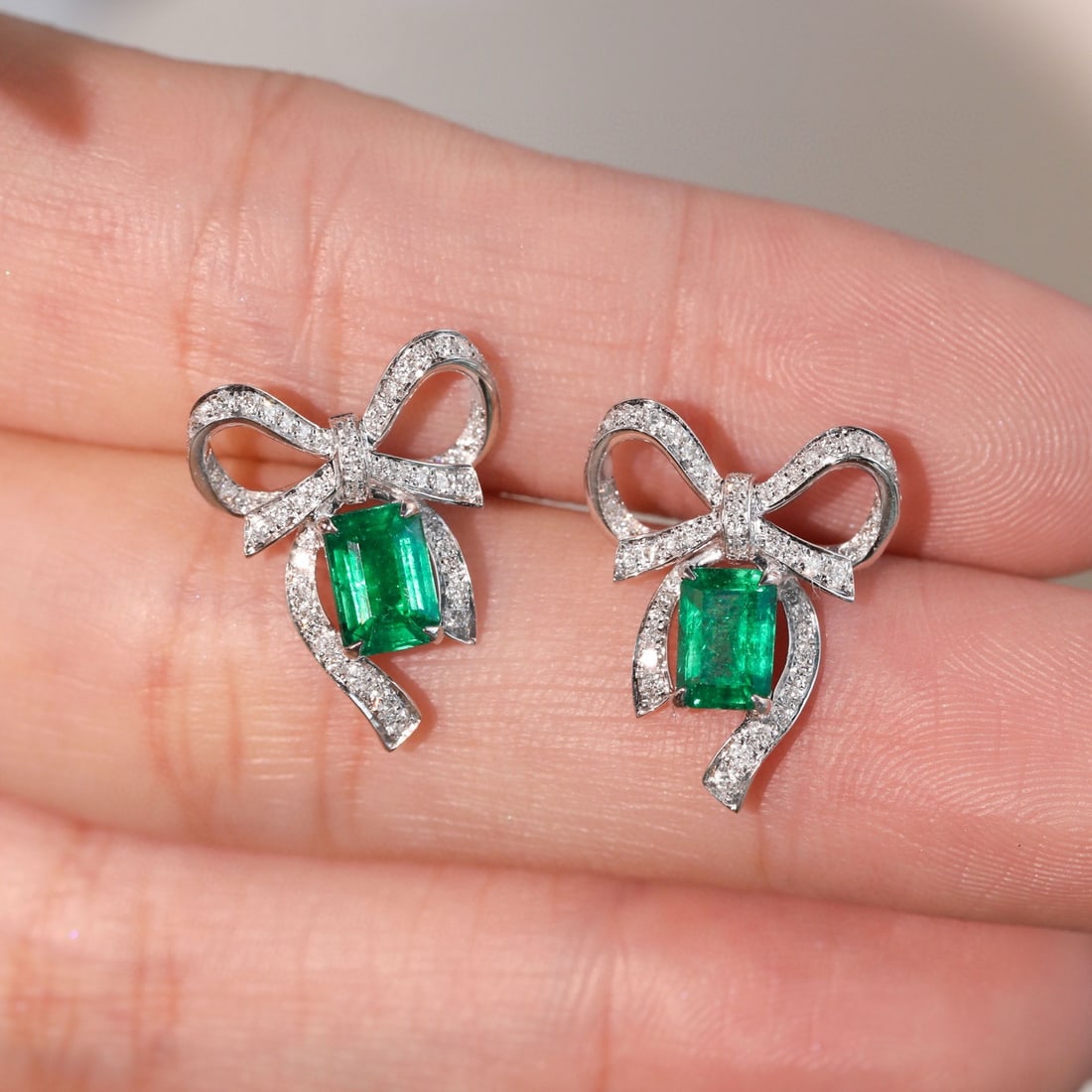 14k Gold 1.65 Ctw Vivid Green Natural Emerald & Diamond Earrings - 2