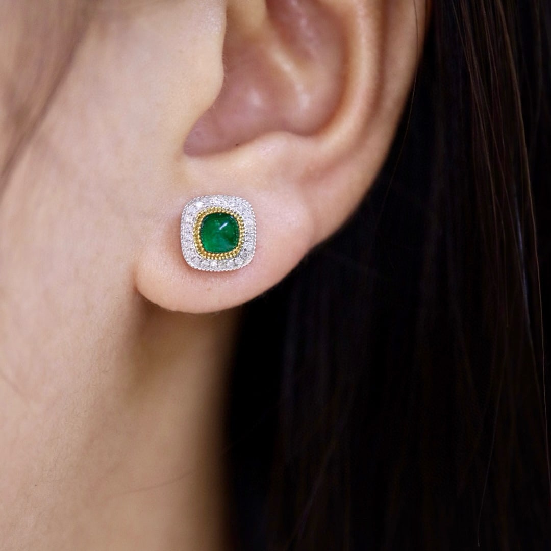 14k Gold 1.12 Ctw Vivid Green Natural Emerald & Diamond Earrings - 5