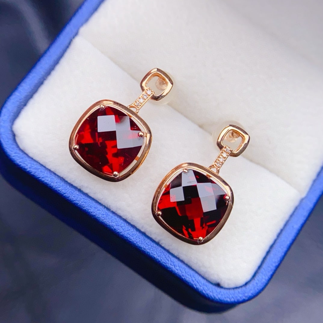 14k Gold 11.04 Ct Natural Garnet & Diamond Earrings - 5