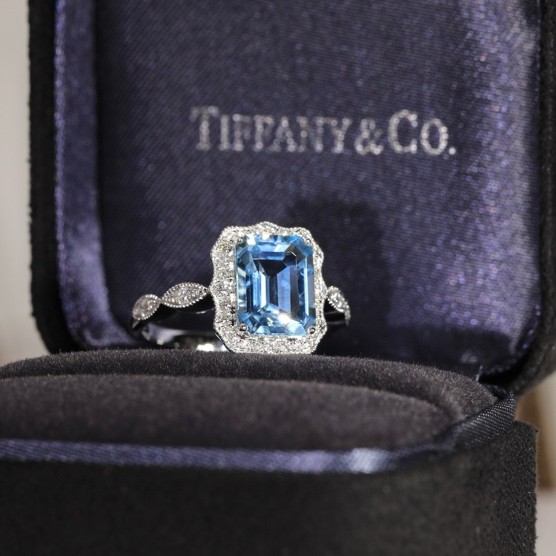 14k Gold 2.00 Ct Natural Aquamarine & Diamond Ring - 7