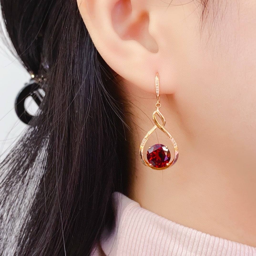 14k Gold 7.2 Ct Natural Garnet & Diamond Earrings - 3