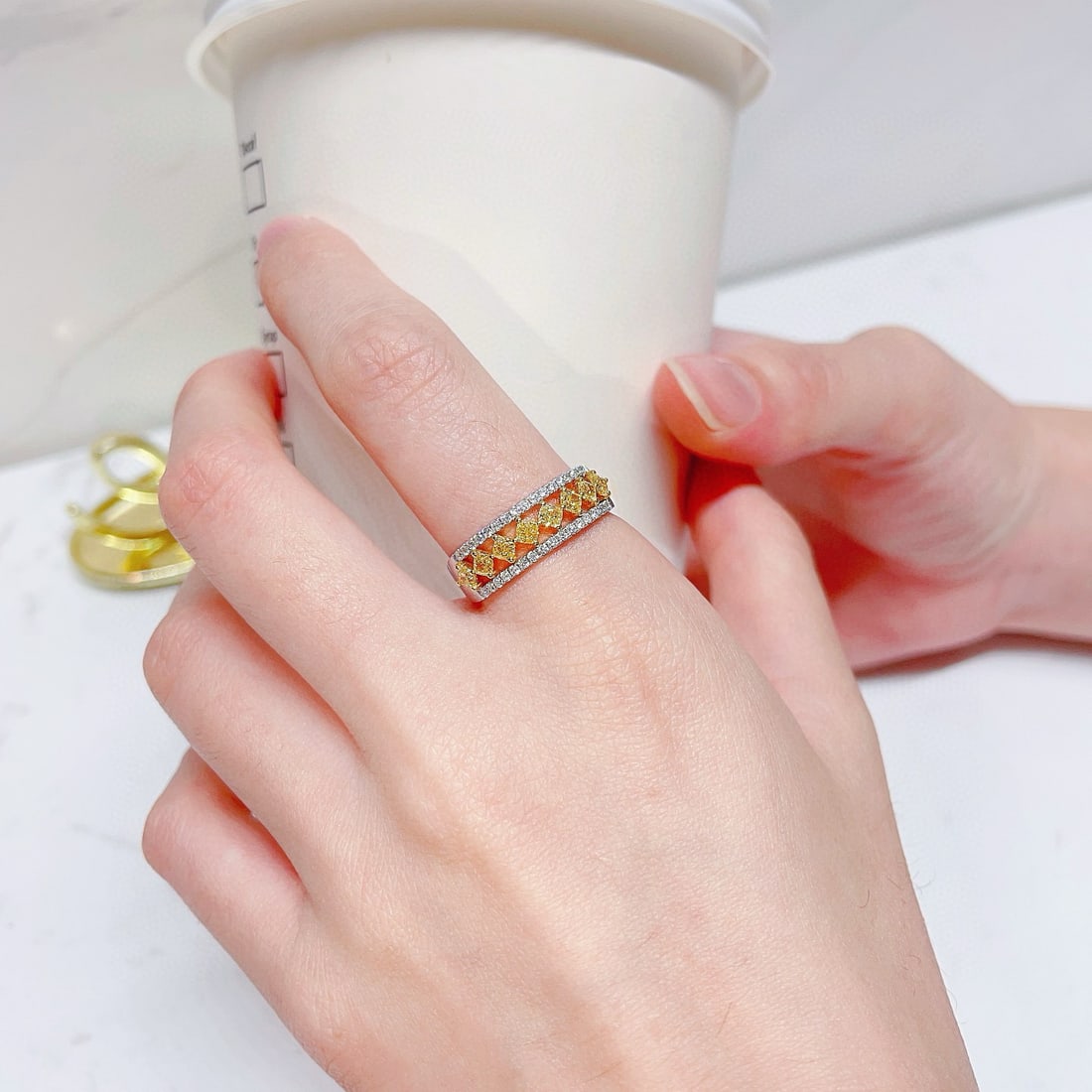 14k Gold 0.88 Ctw Natural Yellow Diamond & Diamond Ring - 2