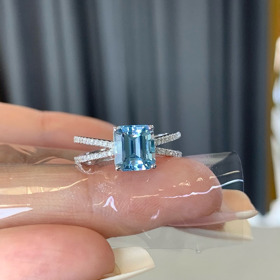 14k Gold 1.93 Ctw Natural Aquamarine & Diamond Ring - 2