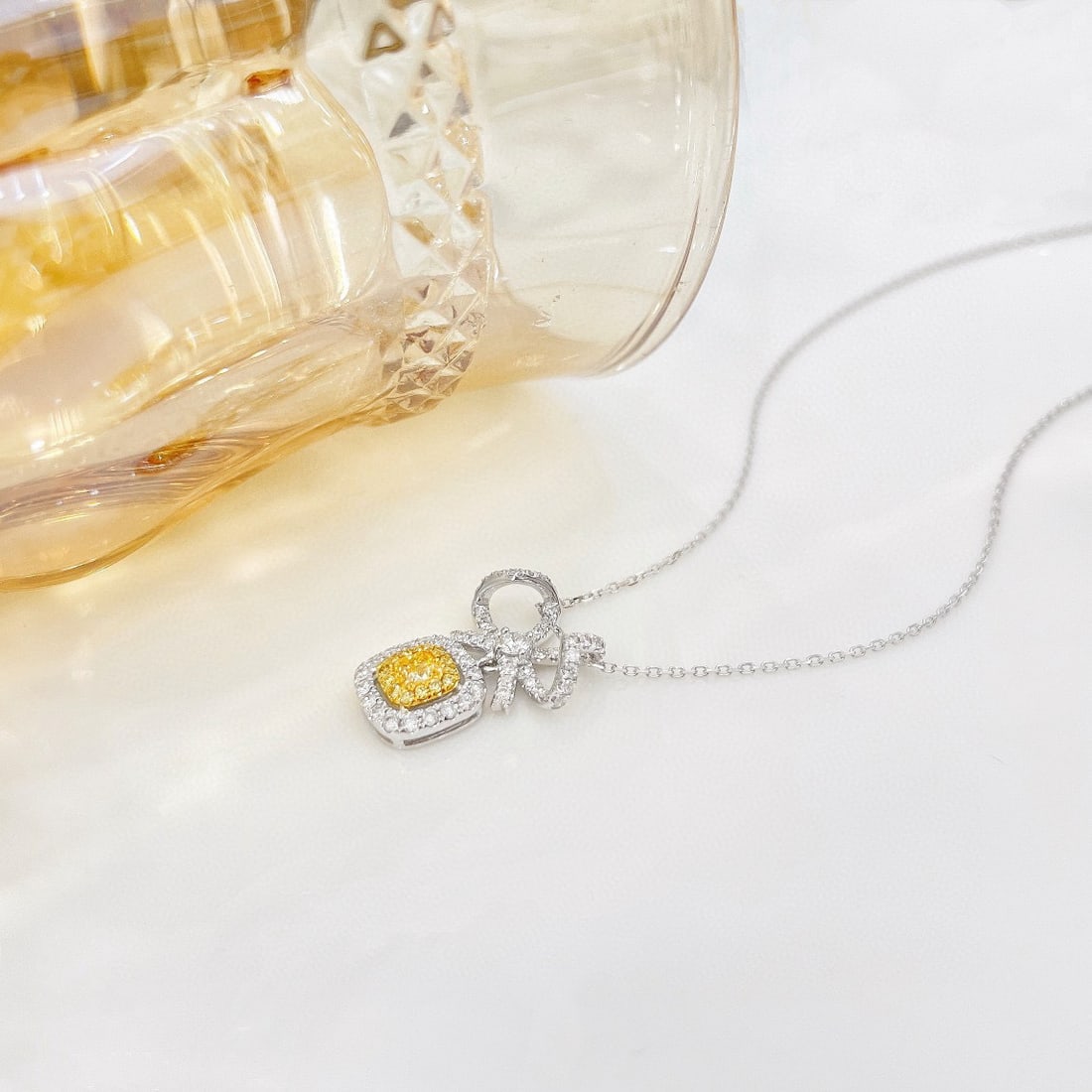 14k Gold 0.63 Ctw Natural Yellow Diamond & Diamond Necklace - 4