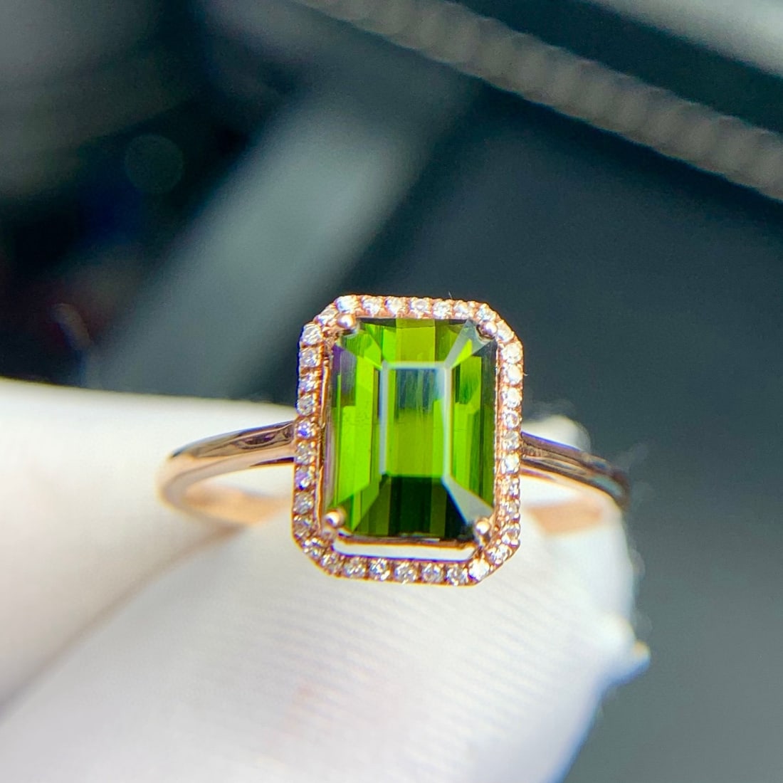 14k Gold 2.1 Ct Natural Tourmaline & Diamond Ring - 7