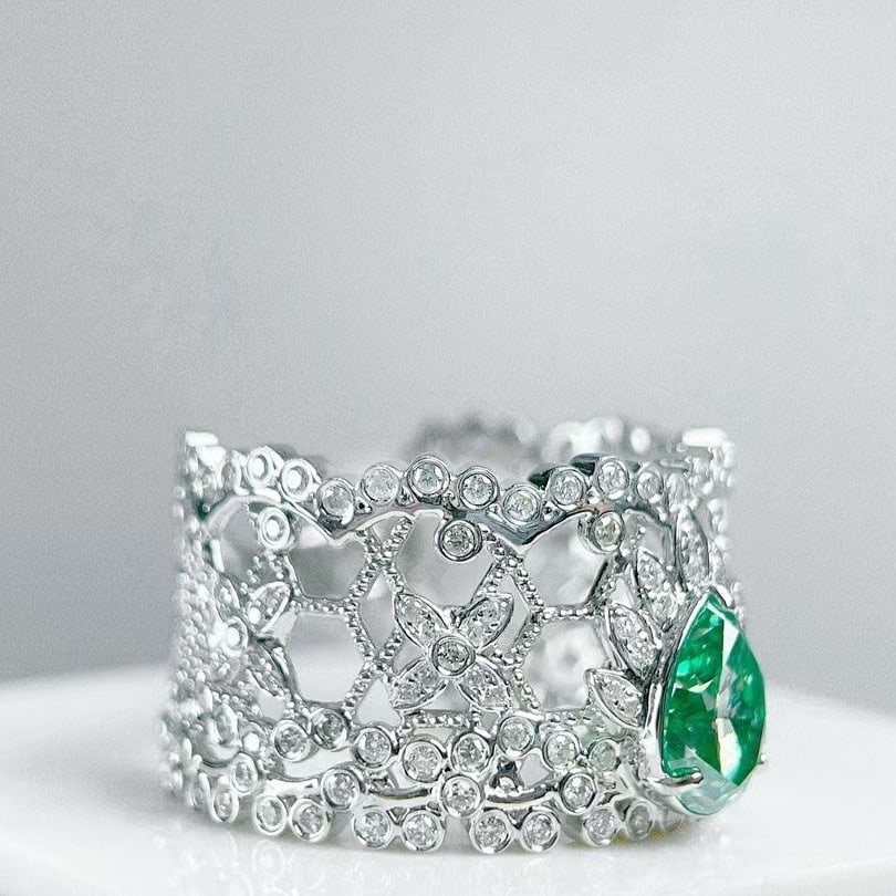 14k Gold 1.57 Ctw Natural Green Diamond & Diamond Ring - 2