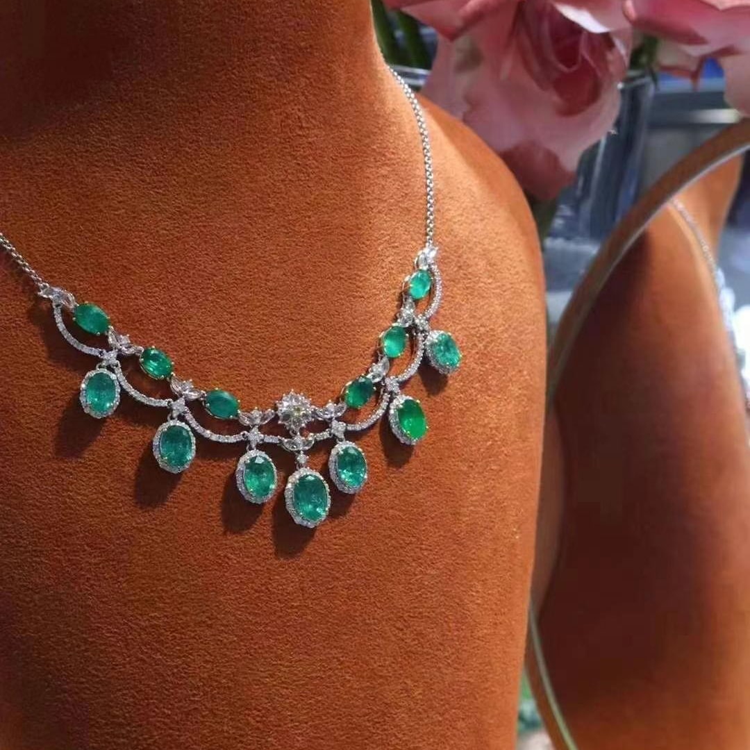 14k Gold 12.35 Ct Natural Emerald & Diamond & Sapphire Necklace - 5