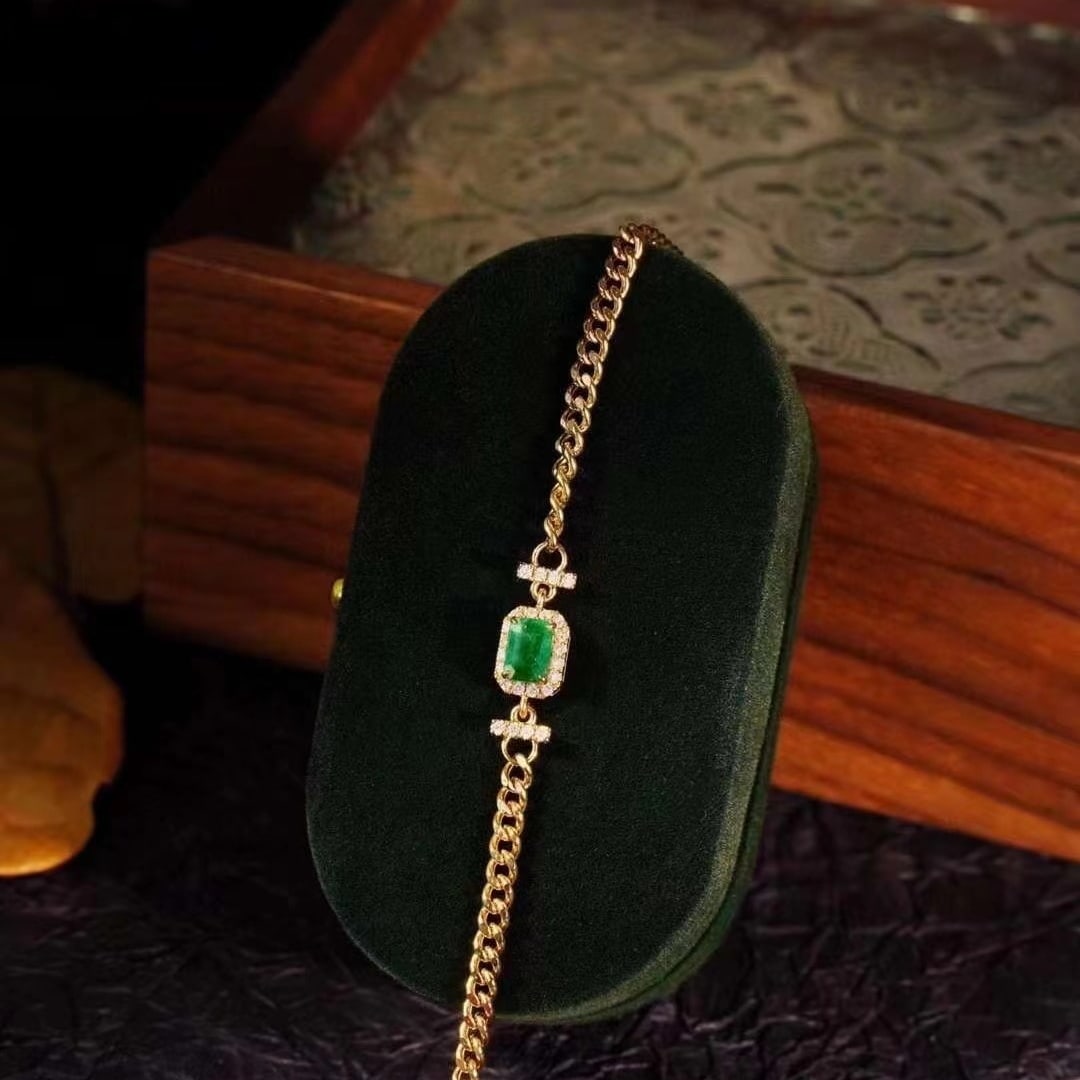 14k Gold 0.88 Ctw Vivid Green Natural Emerald & Diamond Bracelet - 5