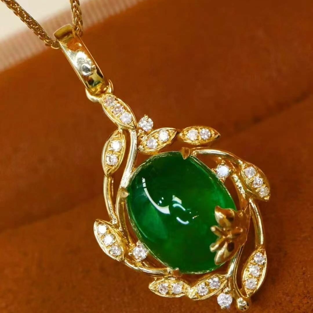 14k Gold 3.78 Ctw Vivid Green Natural Emerald & Diamond Pendant( Without Chain ) - 3