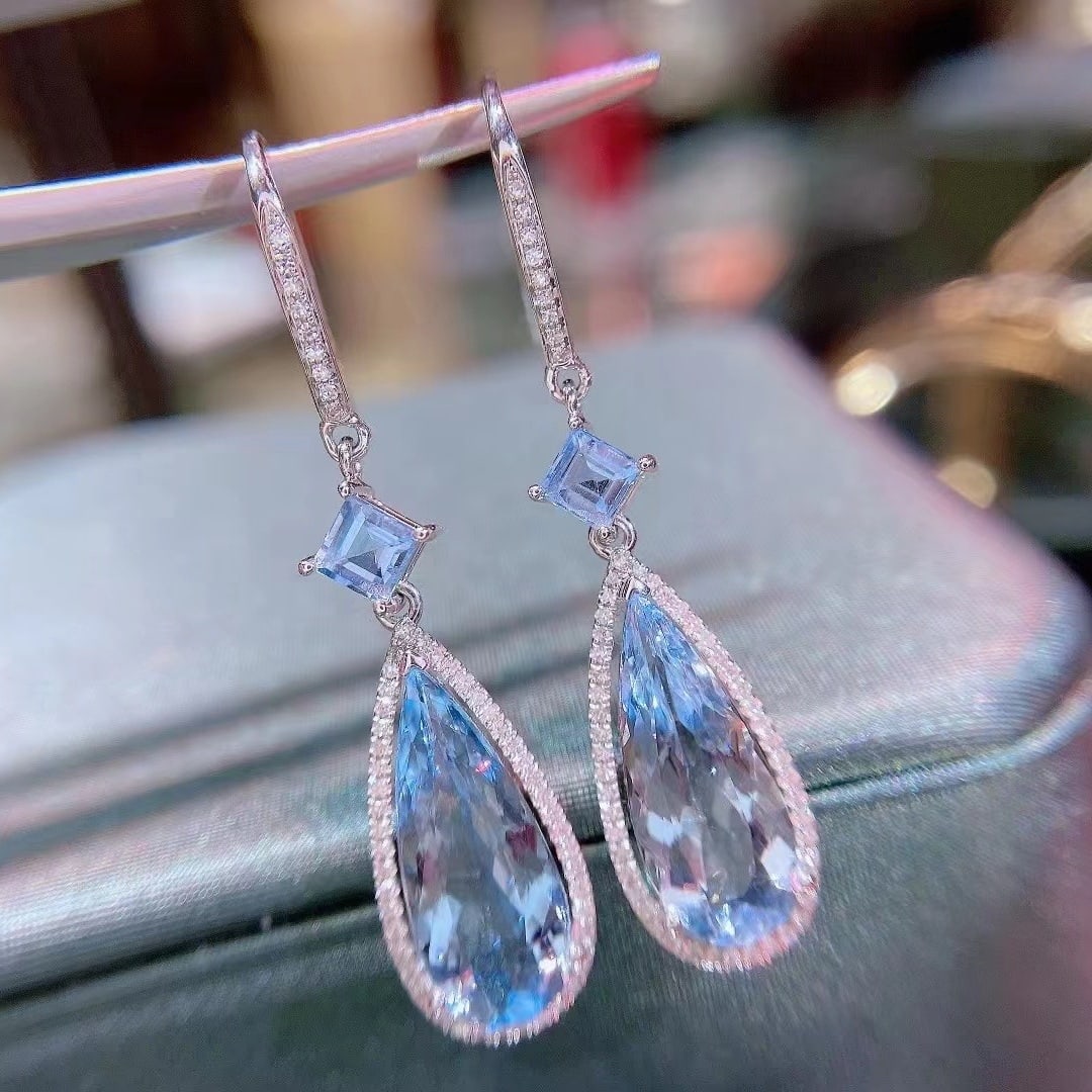 14k Gold 4.89 Ct Natural Aquamarine & Diamond Earrings - 6