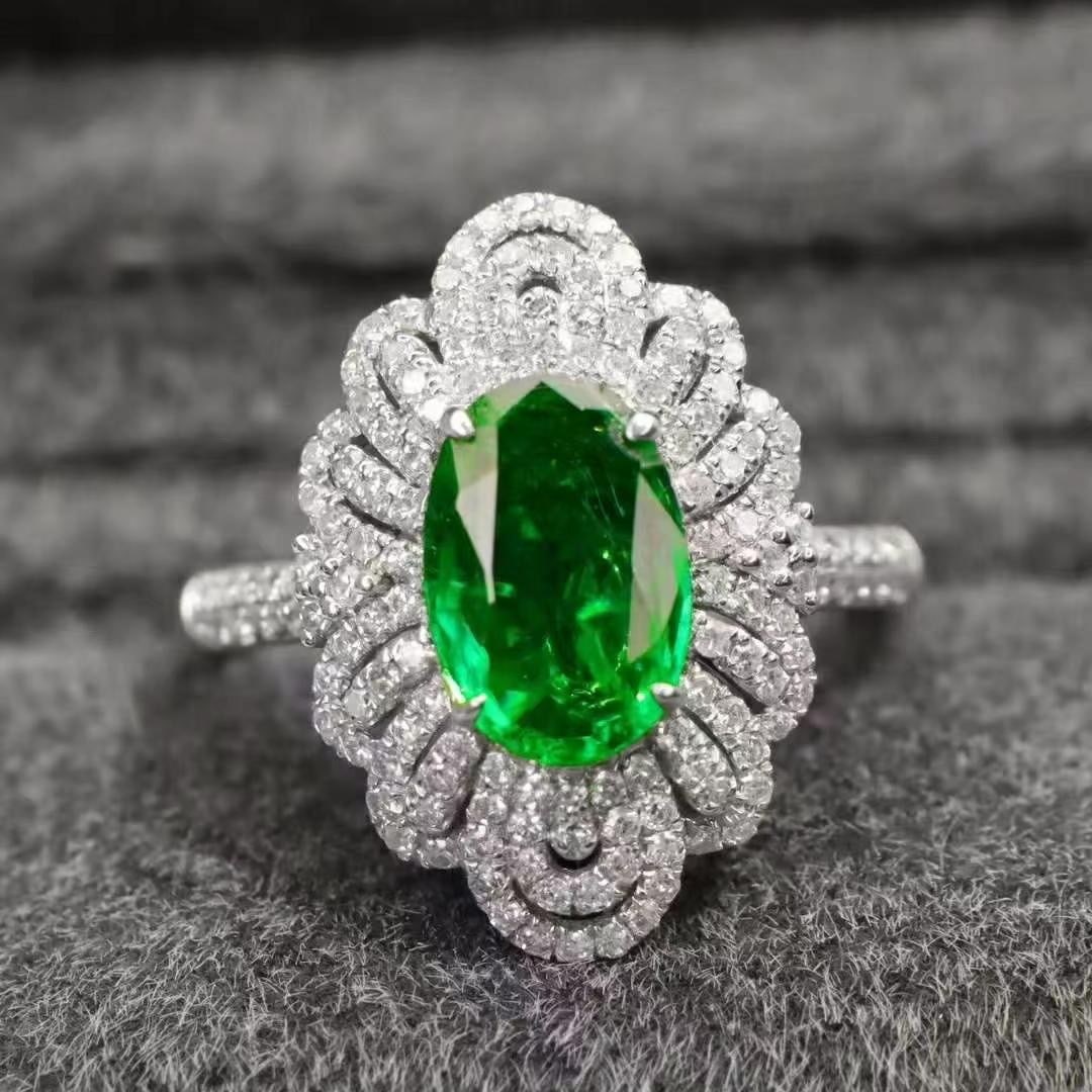 14k Gold 1.85 Ctw Vivid Green Natural Emerald & Diamond Ring: Ref:230949112 // gold content:14k gold // ring size:7. 25us // // main gemstone:emerald // shape:oval // carat weight:1. 2ct // color:vivid green // treatment:natural // // adjacent gemstone 2 :