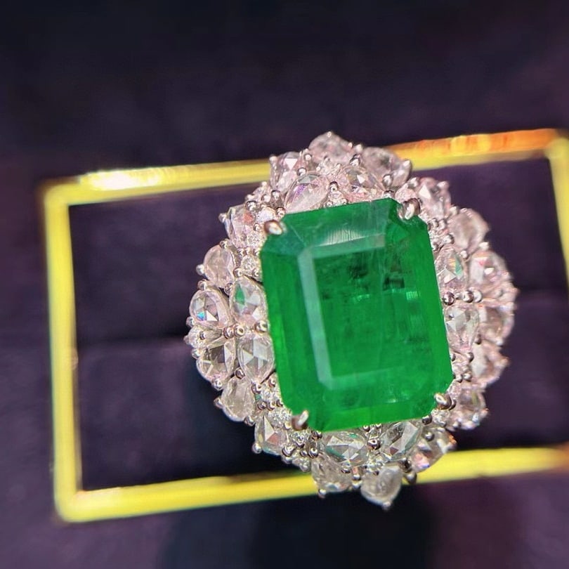 14k Gold 4.45 Ct Vivid Green Natural Emerald & Diamond Ring/pendant( Without Chain ) - 8