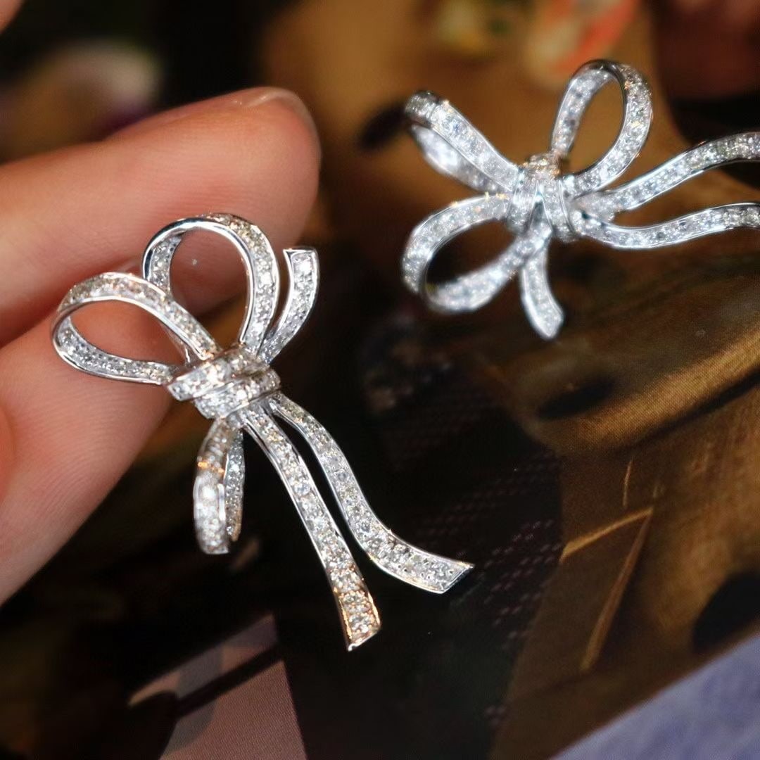 14k Gold 0.66 Ct Natural H Diamond Earrings - 4