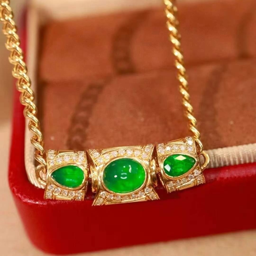 14k Gold 1.46 Ctw Vivid Green Natural Emerald & Diamond Necklace - 6