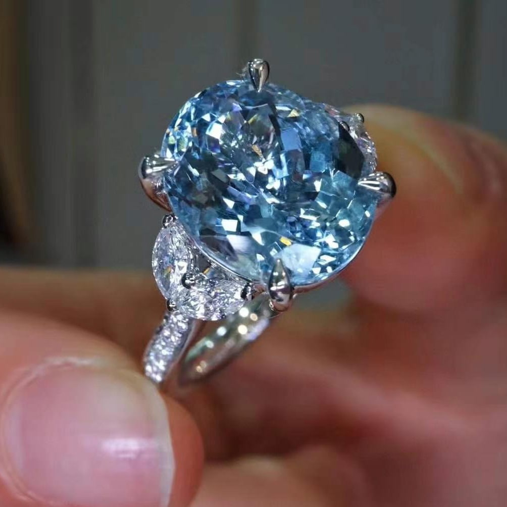 14k Gold 4.38 Ctw Natural Aquamarine & Diamond Ring - 3