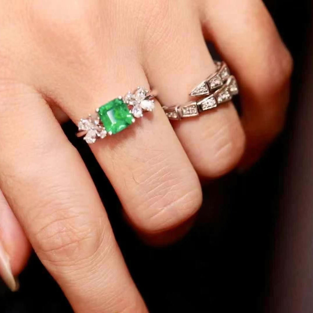 14k Gold 1.41 Ctw Natural Emerald & Diamond Ring - 2